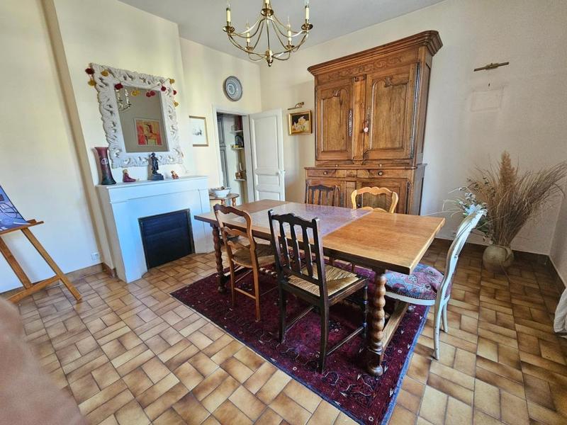 Maison - 165 m² - 7 pièces