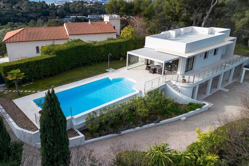 Villa - 160 m² - 6 pièces