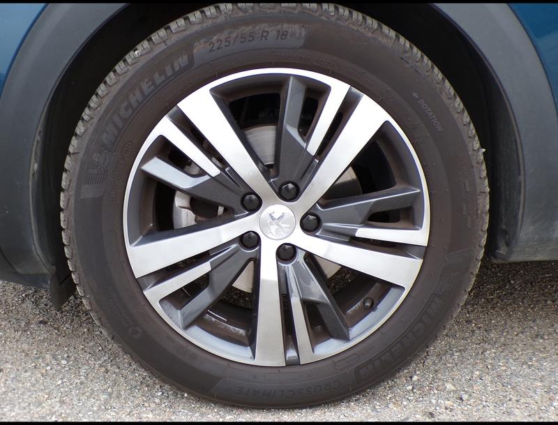 Peugeot 3008 Bhdi 130 Allure Pack Eat8