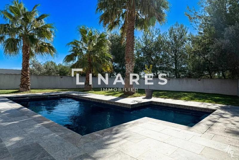 Maison - 158 m² - 5 pièces