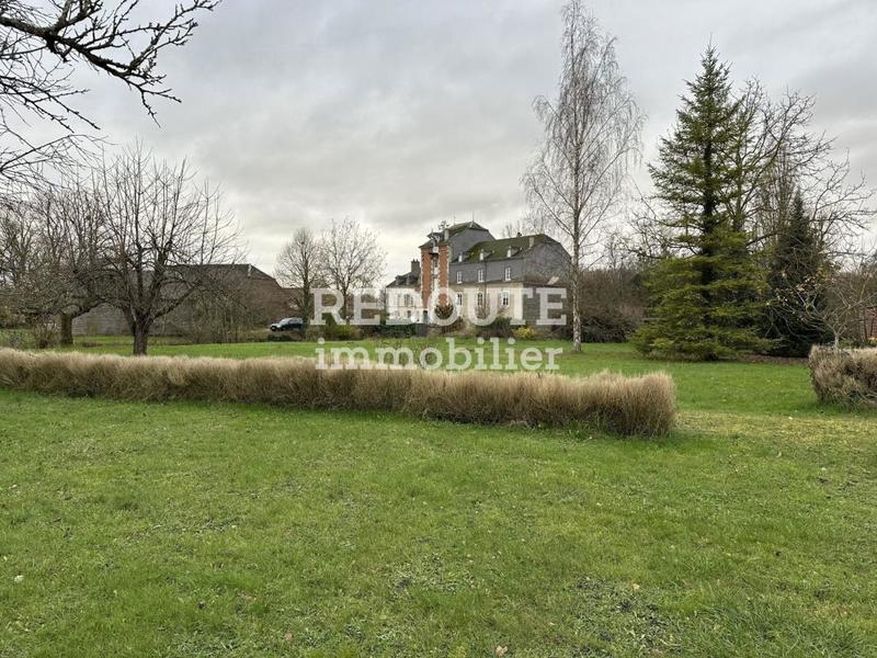 Maison - 320 m² - 10 pièces