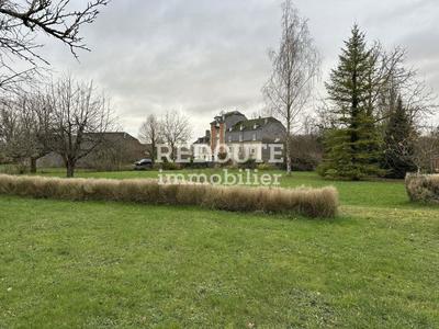 Maison - 320 m² - 10 pièces