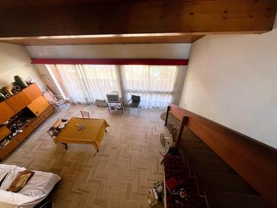 Loft - 75 m² - 3 pièces