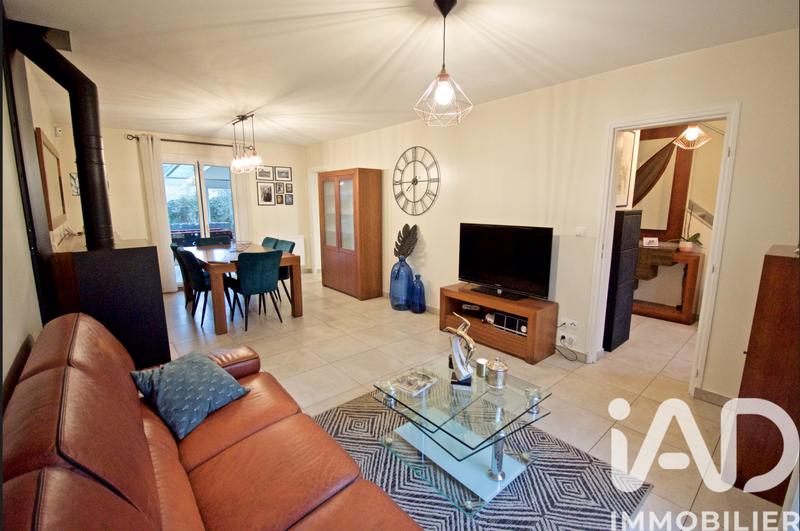 Maison - 163 m² - 8 pièces