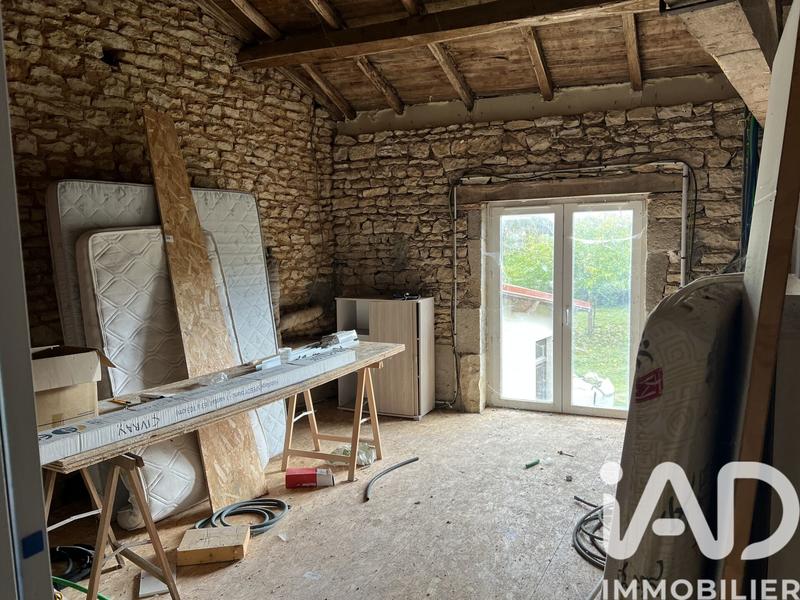 Maison de village - 236 m² - 7 pièces