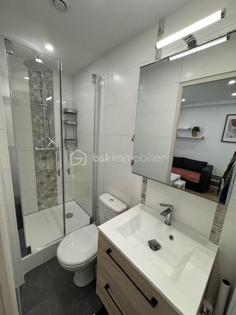 Immeuble - 210 m² - 15 pièces