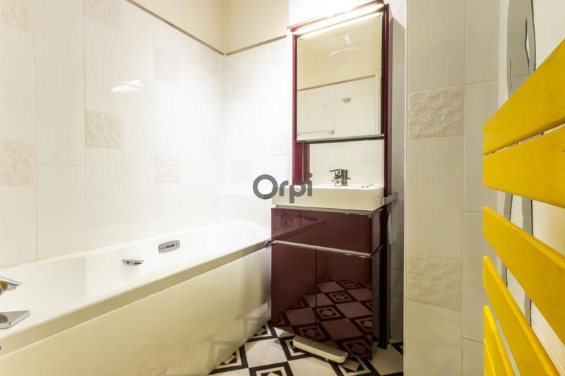 Appartement - 93 m² - 4 pièces