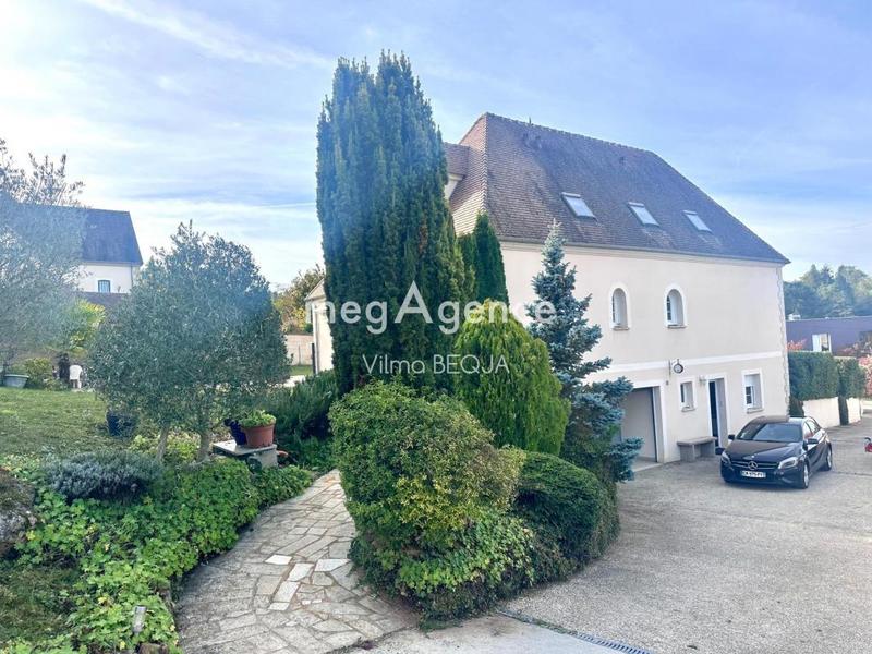 Maison - 192 m² - 7 pièces