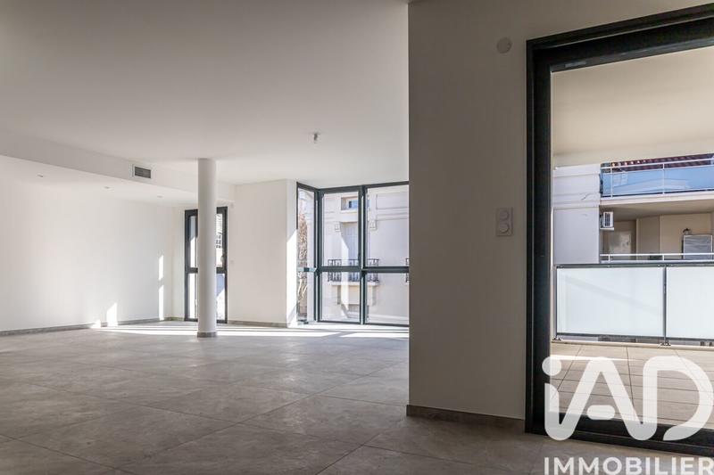 Appartement - 97 m² - 3 pièces