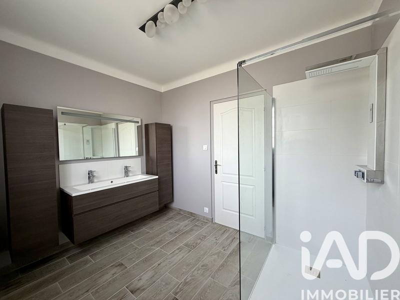 Maison - 196 m² - 7 pièces