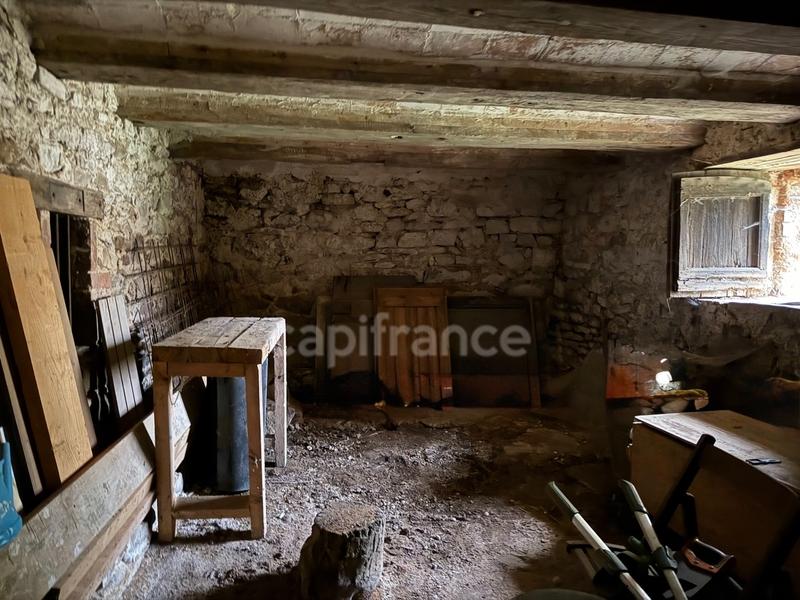 Maison - 352 m² - 6 pièces