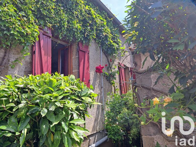 Maison de village - 223 m² - 10 pièces