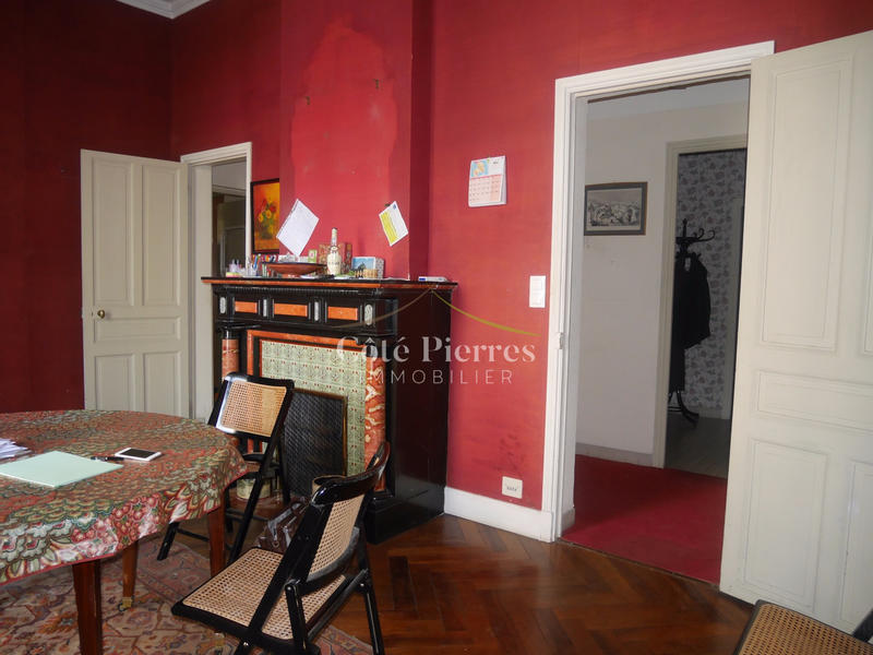 Propriété - 340 m² - 10 pièces