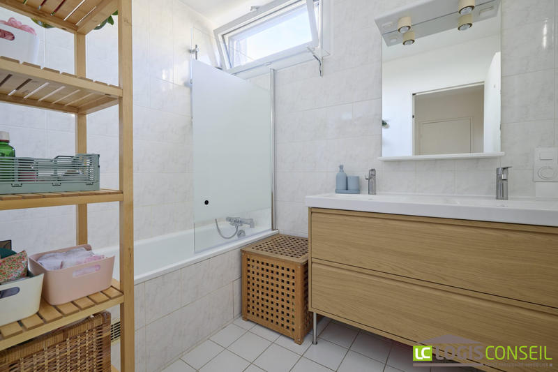 Appartement - 82 m² - 4 pièces