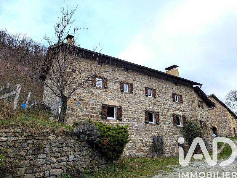 Maison de campagne - 220 m² - 9 pièces