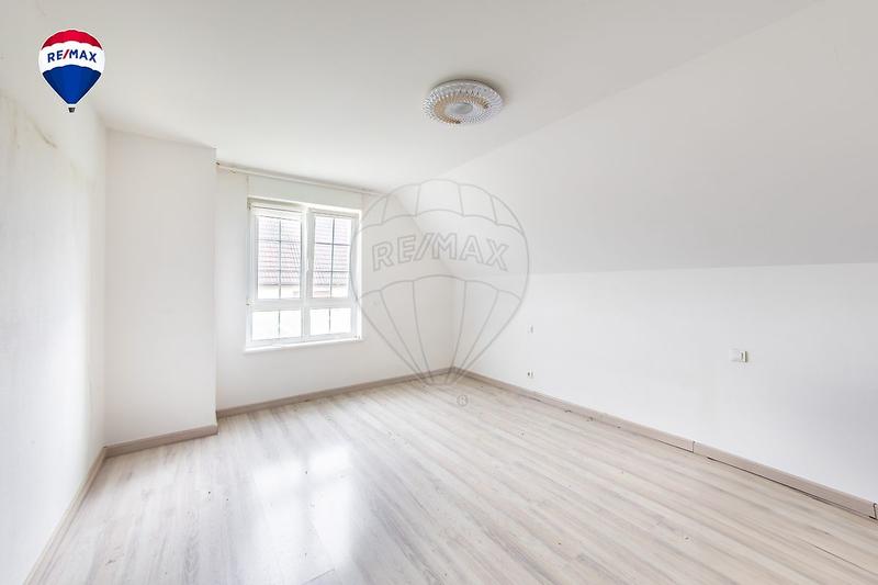 Maison - 170 m² - 6 pièces