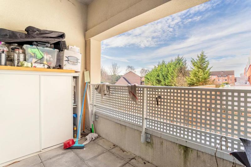 Appartement - 79 m² - 4 pièces