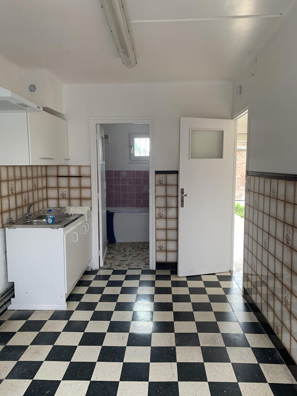 Maison - 90 m² - 5 pièces