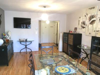 Appartement - 124 m² - 6 pièces