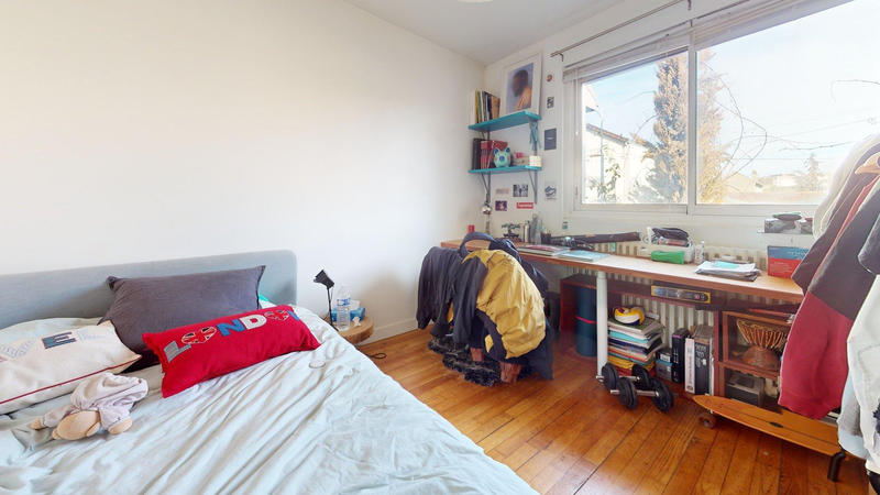 Maison - 81 m² - 5 pièces