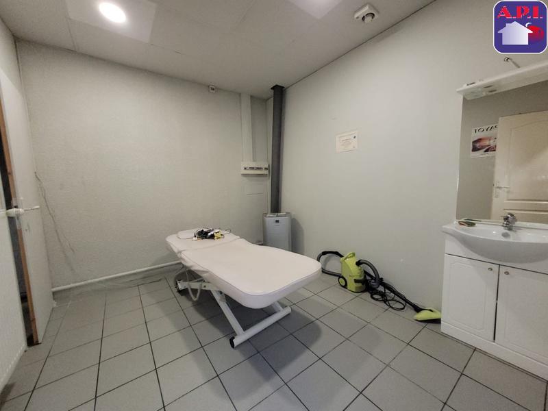 Local d'activités - 73 m² - 2 pièces