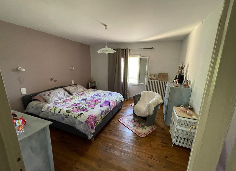 Maison de village - 220 m² - 8 pièces