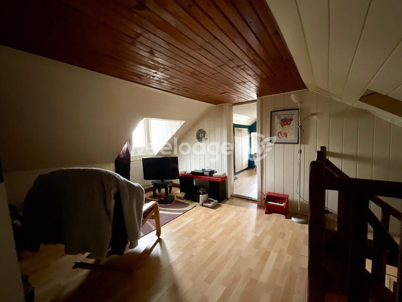 Maison - 98 m² - 5 pièces