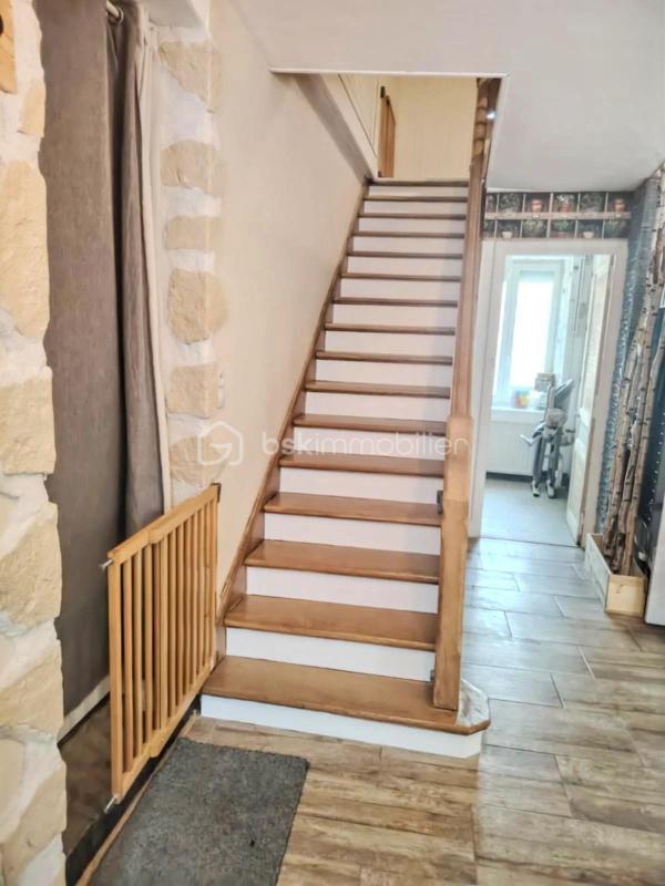 Maison en pierre - 230 m² - 9 pièces