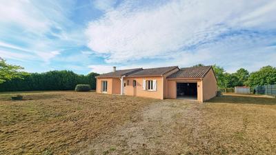 Maison - 99 m² - 4 pièces