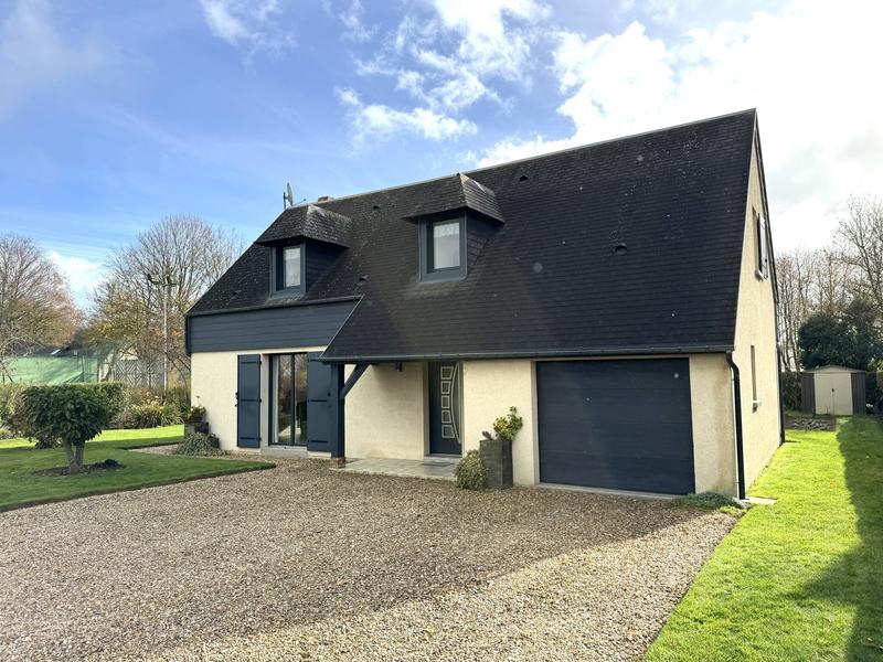 Maison - 111 m² - 5 pièces