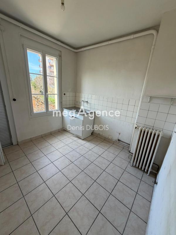 Maison - 94 m² - 5 pièces