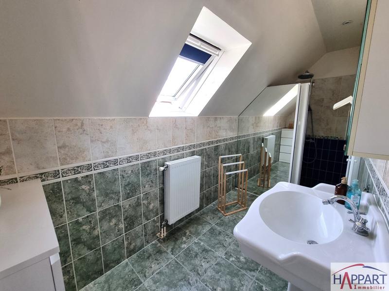 Maison - 180 m² - 7 pièces