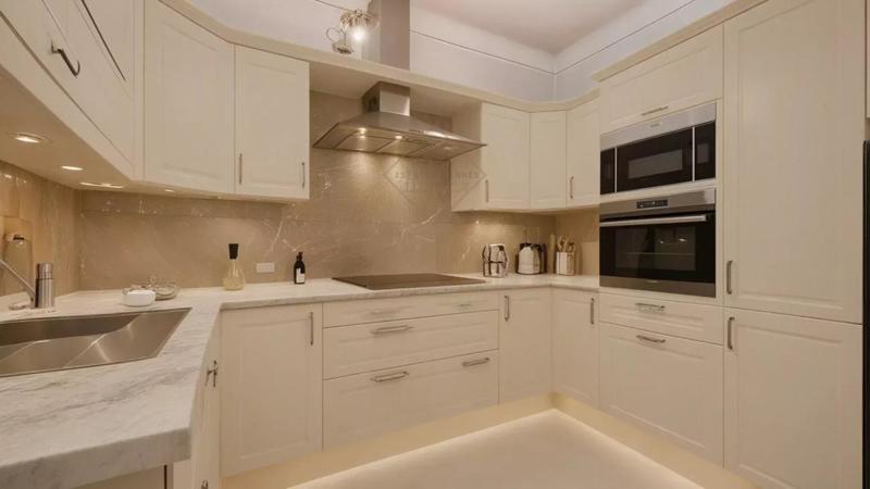 Maison de ville - 112 m² - 7 pièces