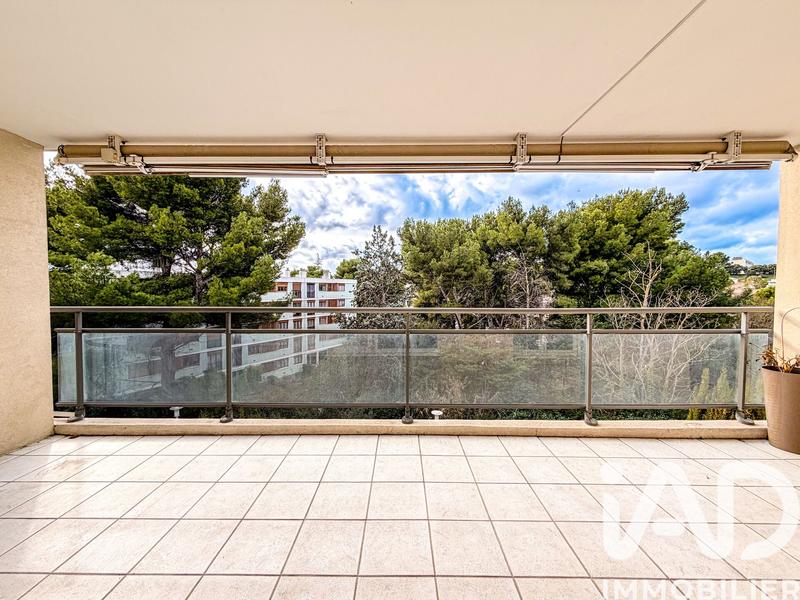 Appartement - 81 m² - 3 pièces