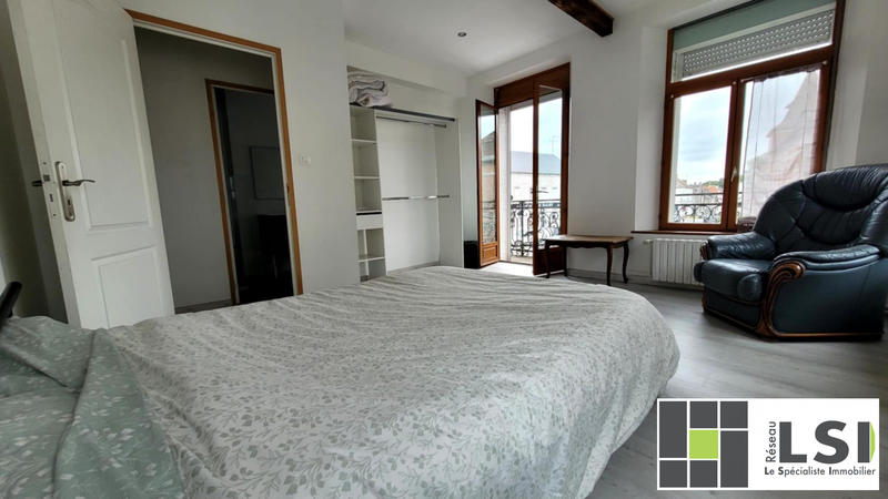 Maison - 156 m² - 8 pièces