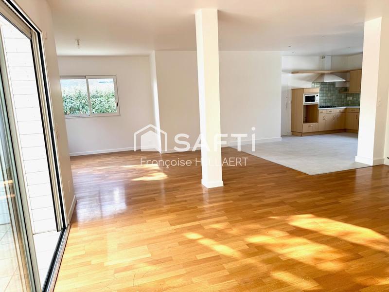 Maison - 104 m² - 4 pièces