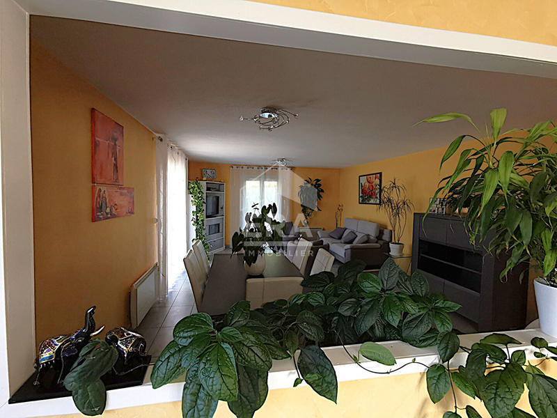 Maison - 110 m² - 5 pièces