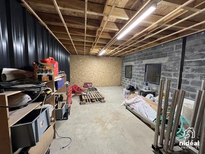 Maison - 180 m² - 4 pièces