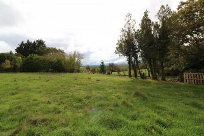 Terrain - 1 900 m²