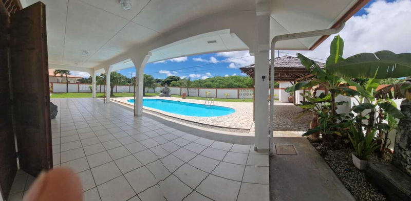 Maison - 150 m² - 4 pièces