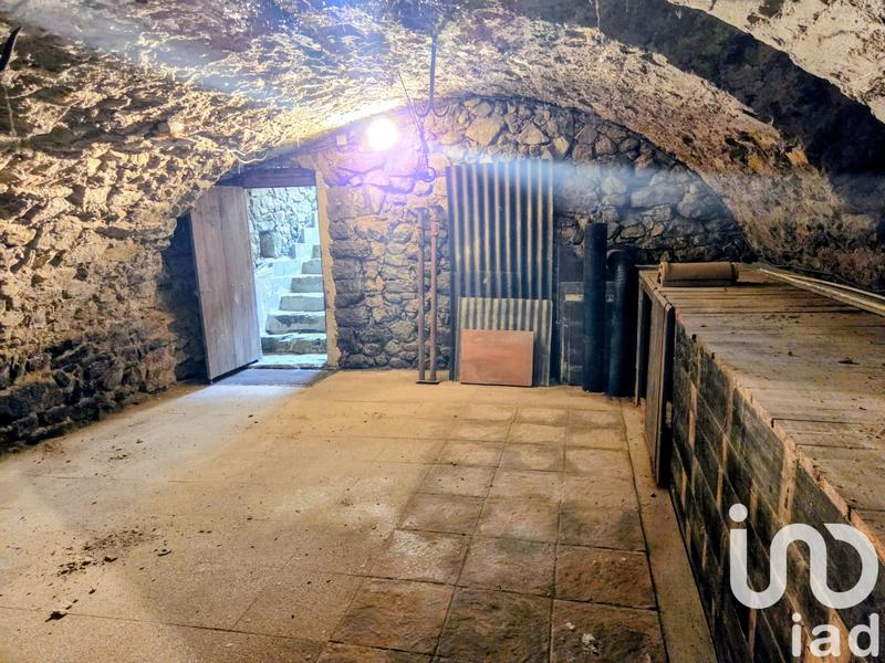 Maison - 148 m² - 8 pièces