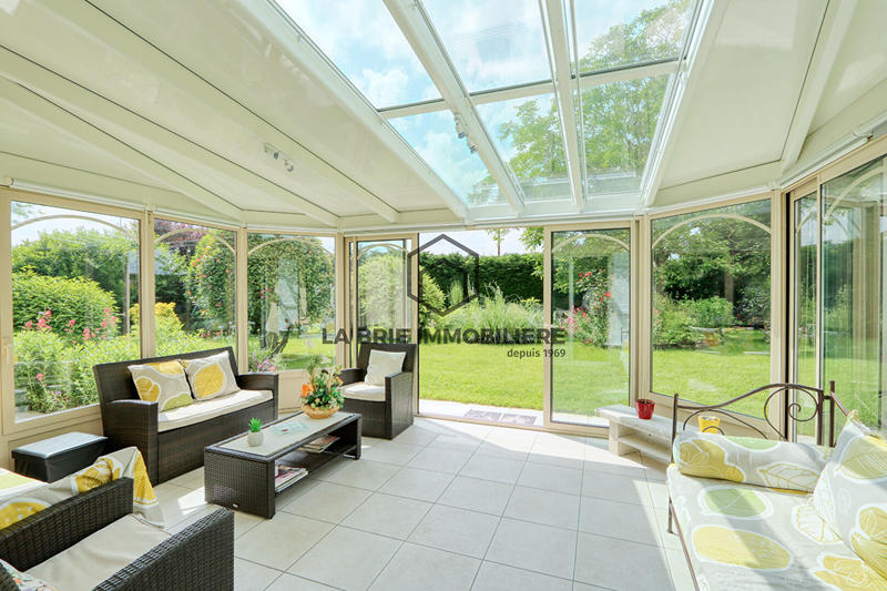 Maison - 192 m² - 8 pièces