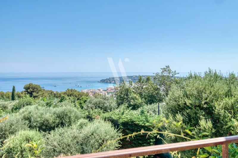 Villa - 400 m² - 6 pièces