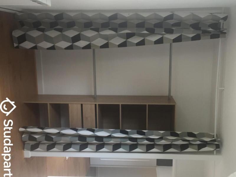 Chambre - 12 m² - 1 pièce