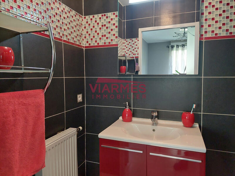 Maison - 98 m² - 5 pièces