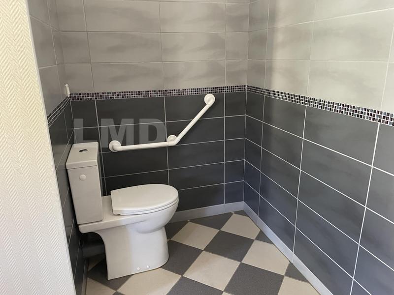 Maison en pierre - 99 m² - 5 pièces