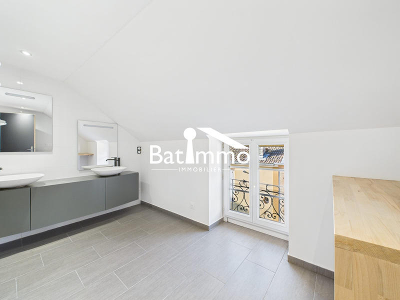 Appartement - 75 m² - 4 pièces