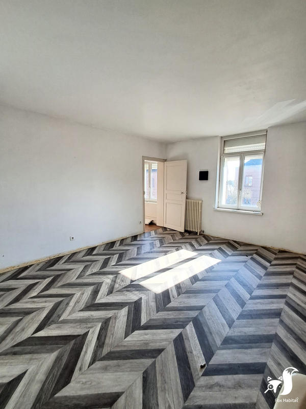 Maison - 175 m² - 9 pièces