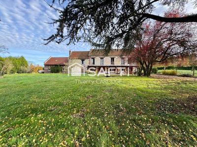 Maison - 233 m² - 5 pièces