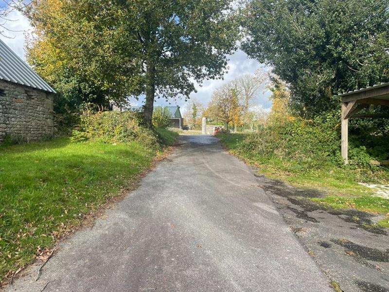 Maison - 225 m² - 8 pièces